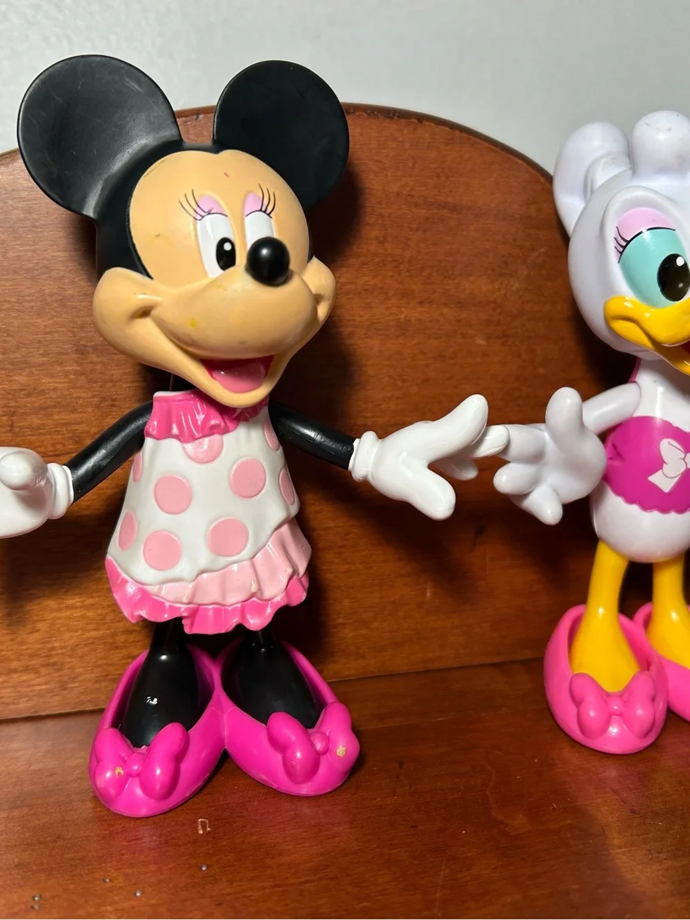 Disney set tall daisy