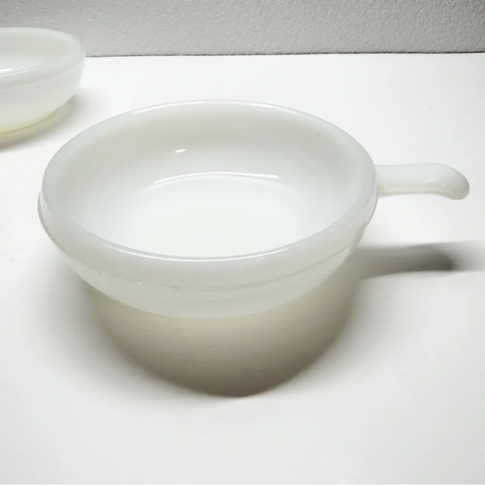 Glasbake vintage milk