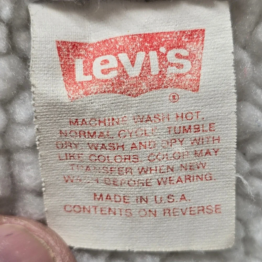 Levis pre owned