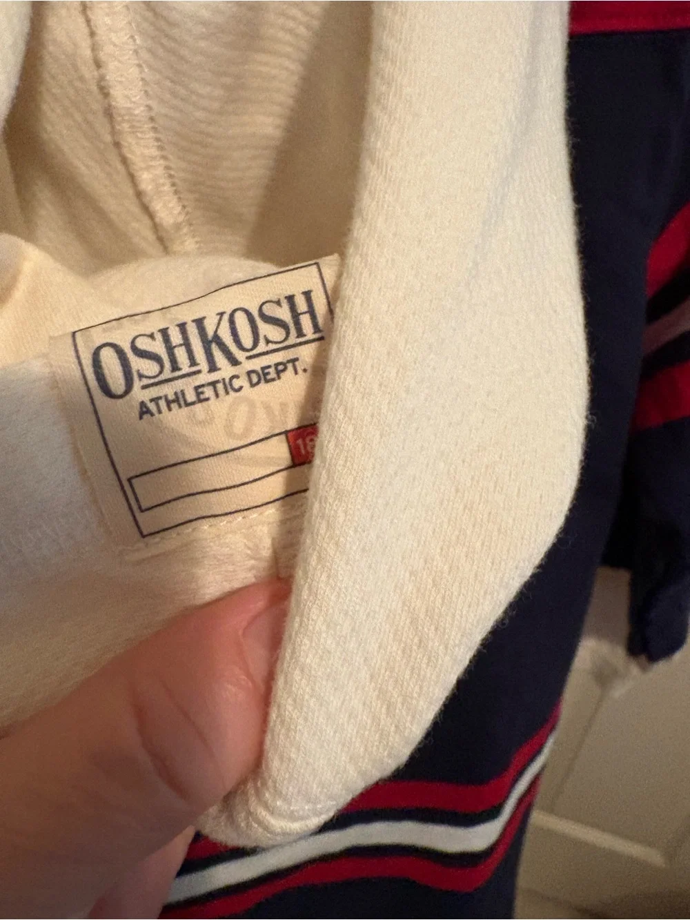 OshKosh Bgosh casual hooded comfortable