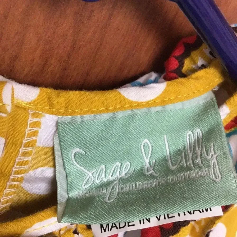 Sage & Lilly super cute