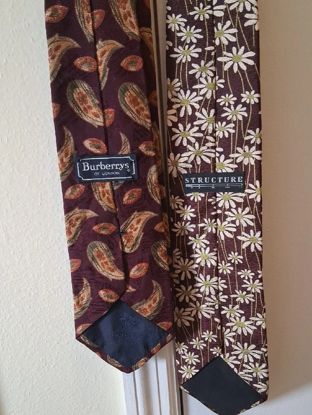 STRUCTURE/Burberrys classic brown