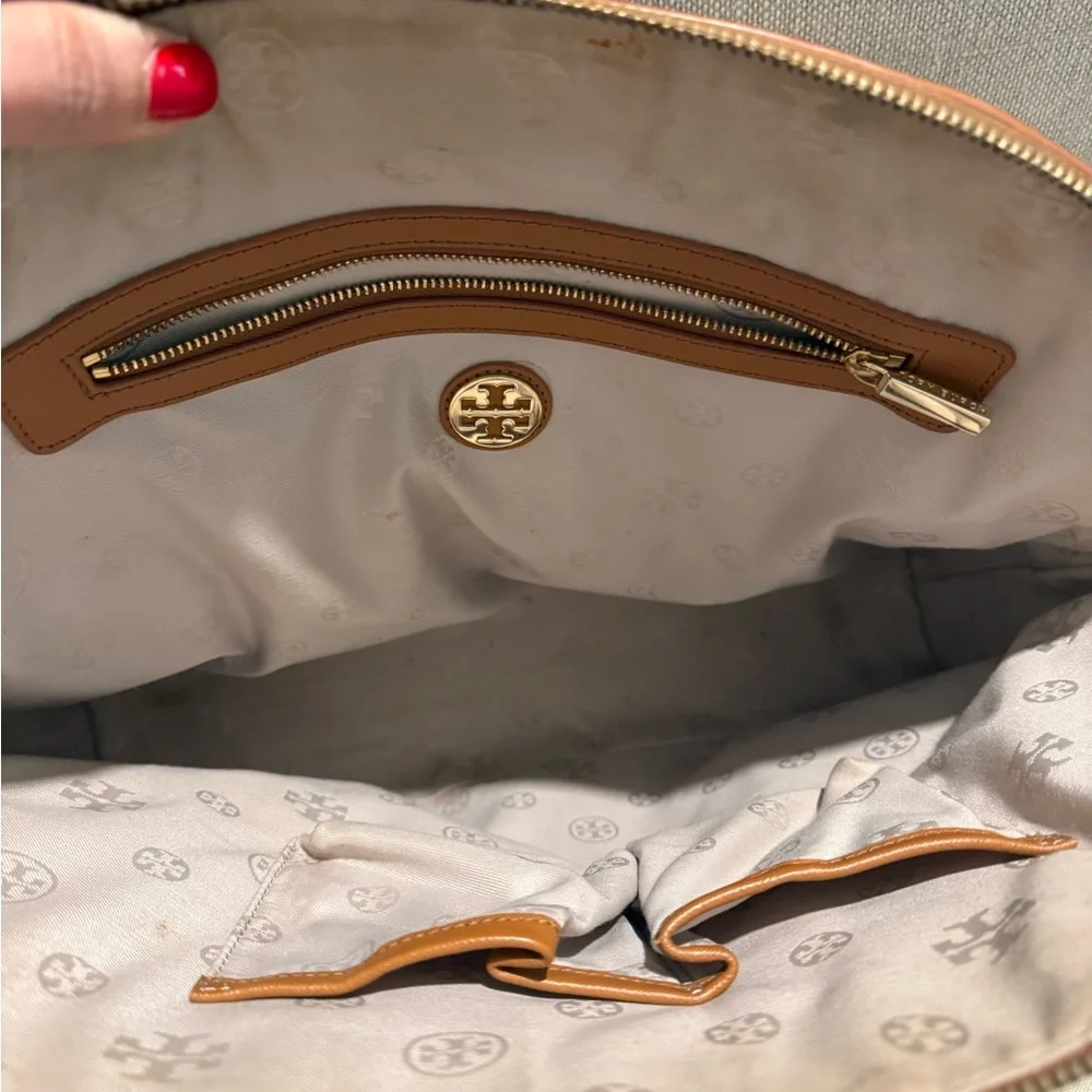 Tory Burch tory burch