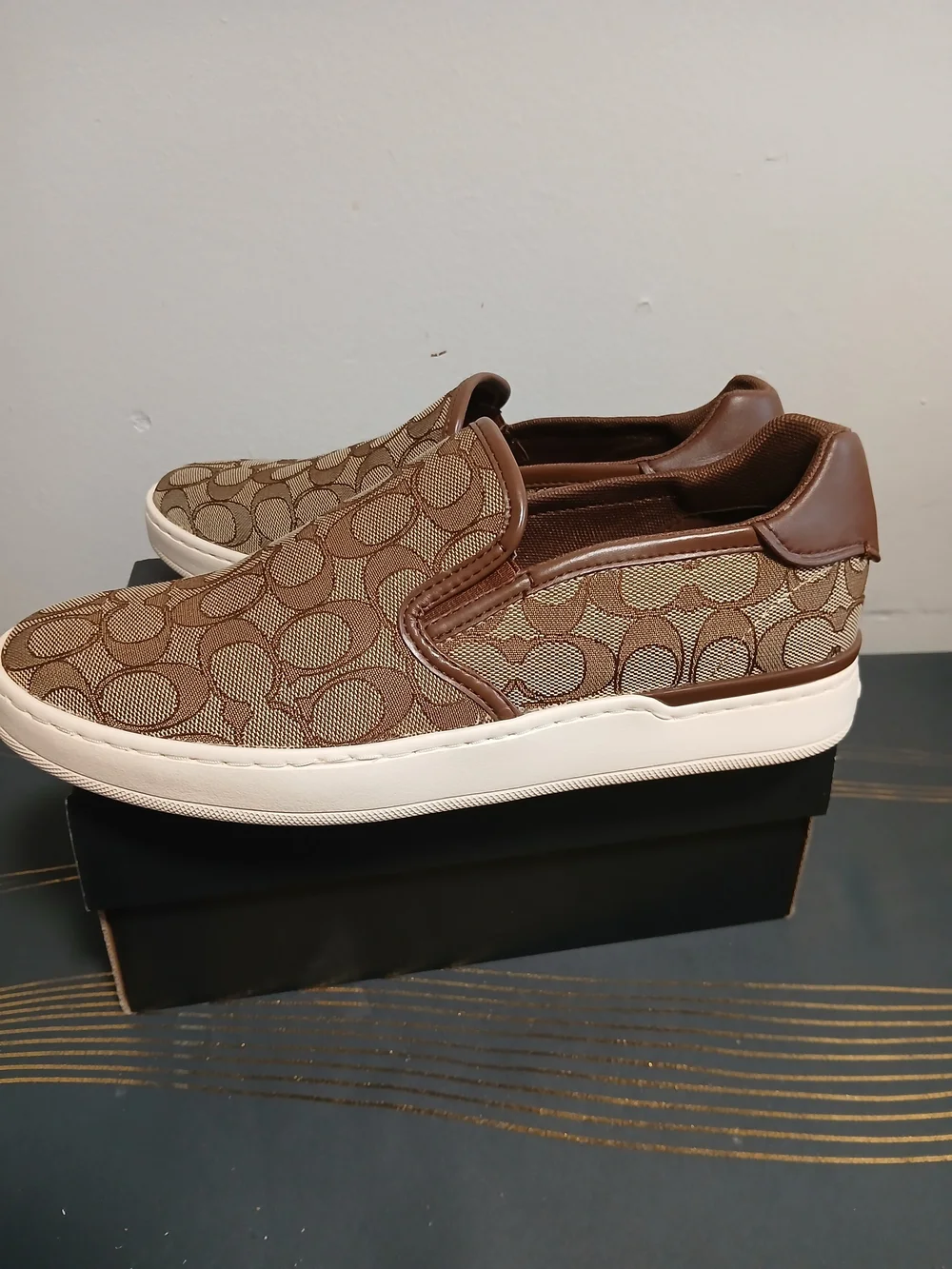 Coach Women’s Brown Signature Slip-On Loafers Size 10B
