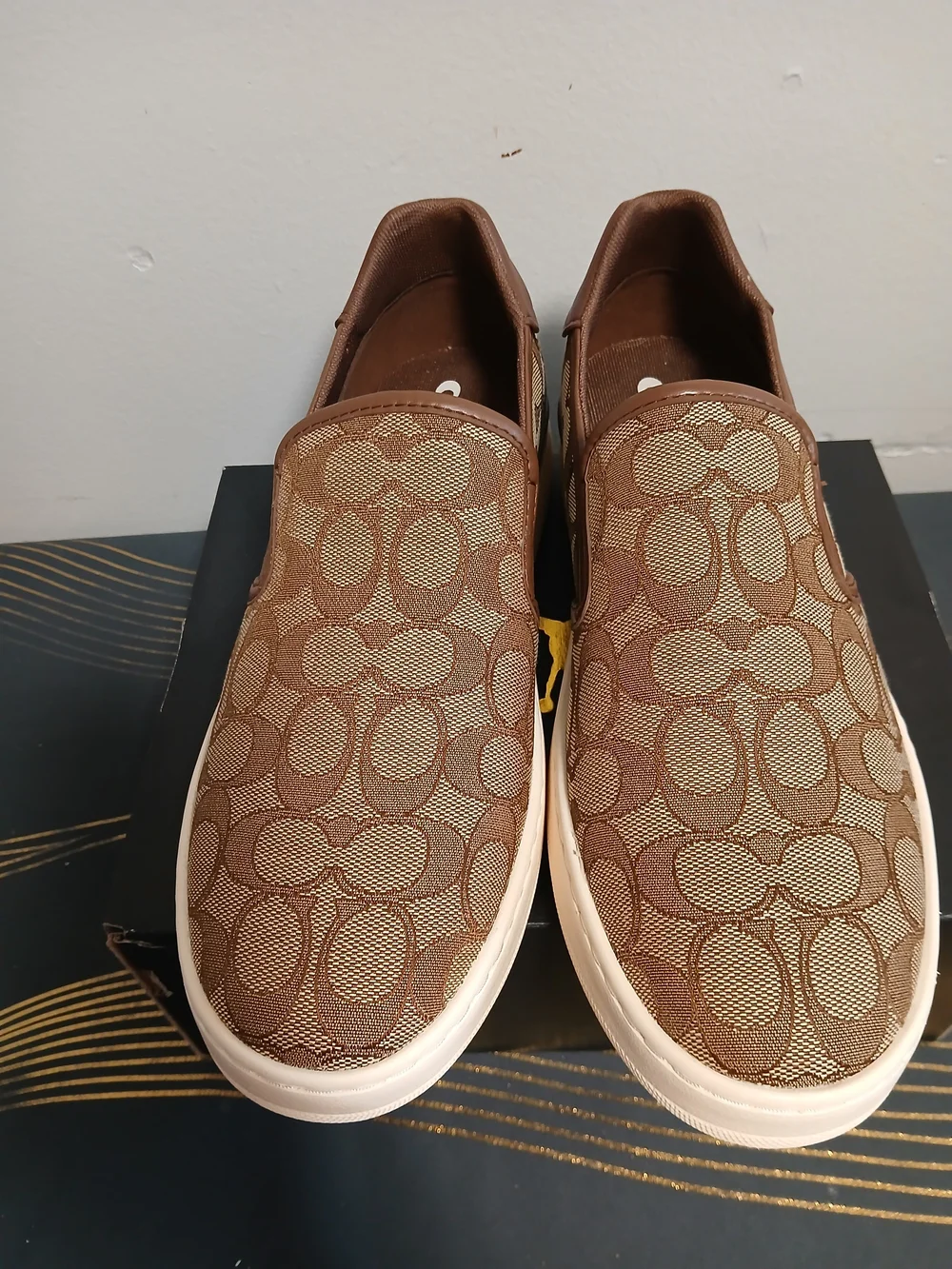 Coach classic slip