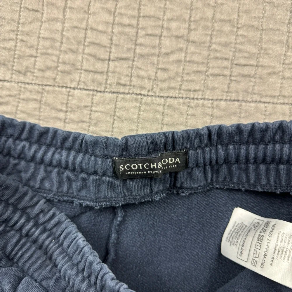 Scotch & Soda there tiny