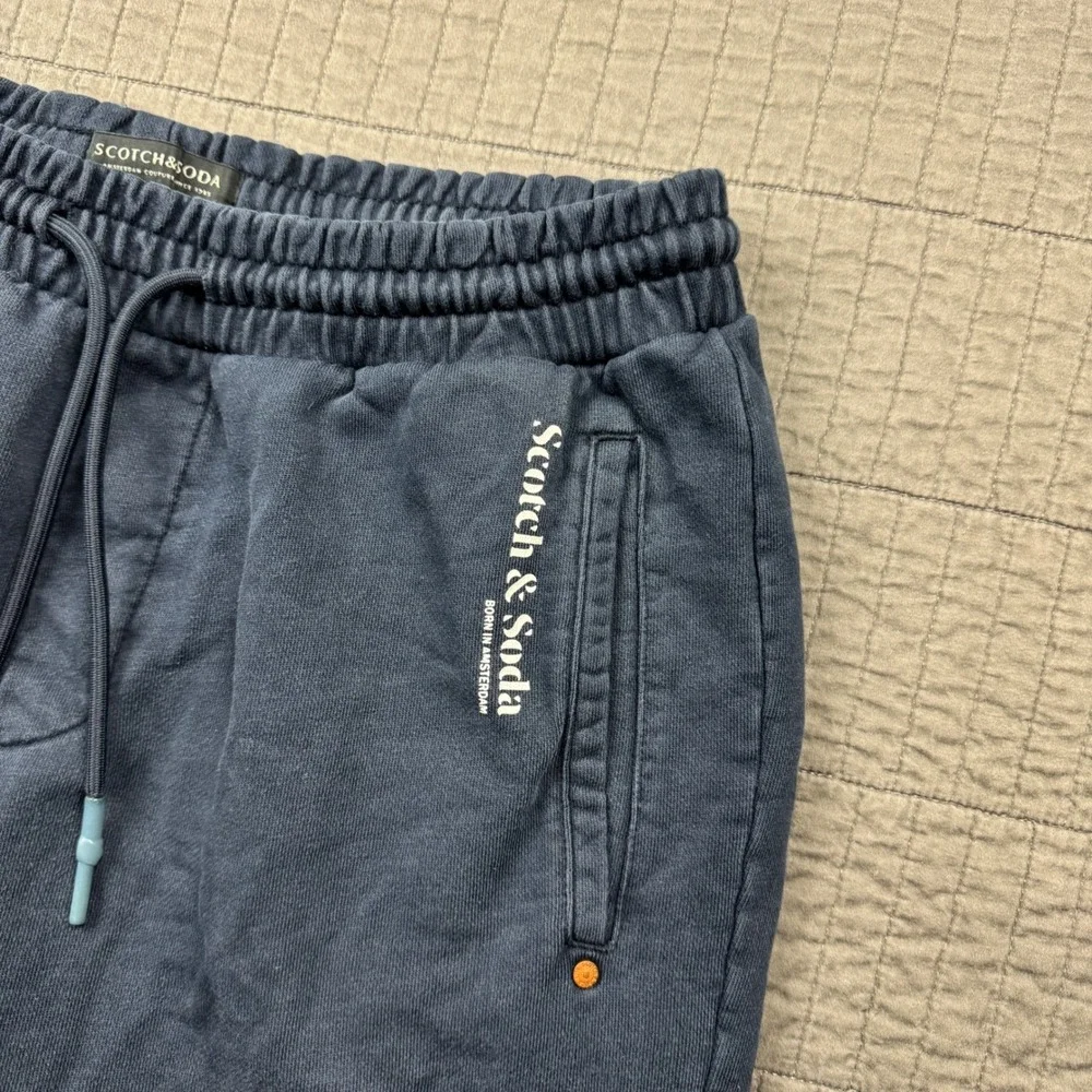 Scotch & Soda there tiny