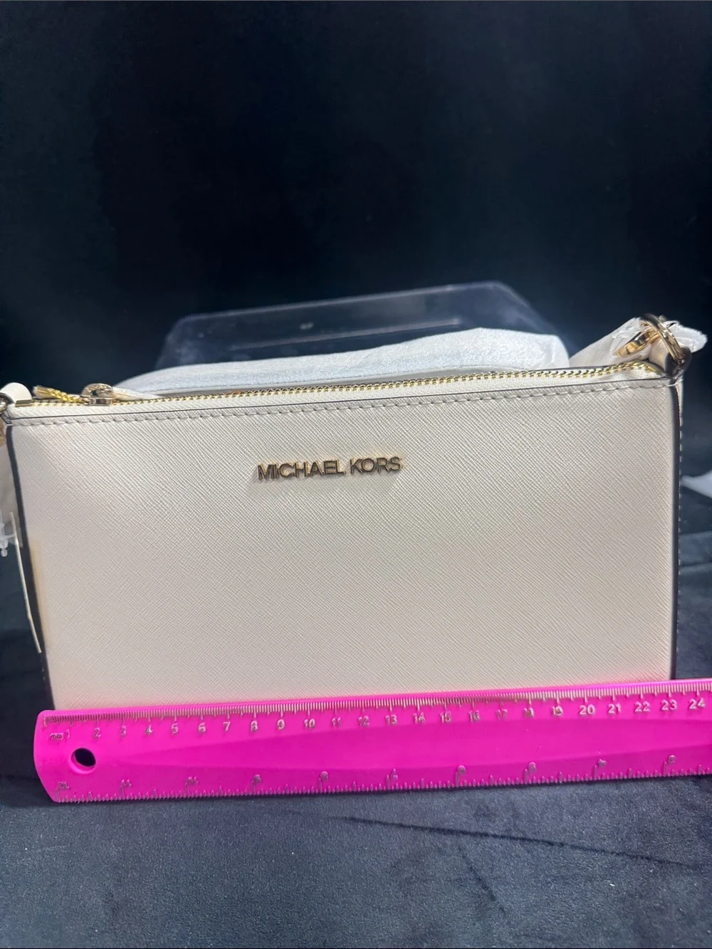 Michael Kors compact cream
