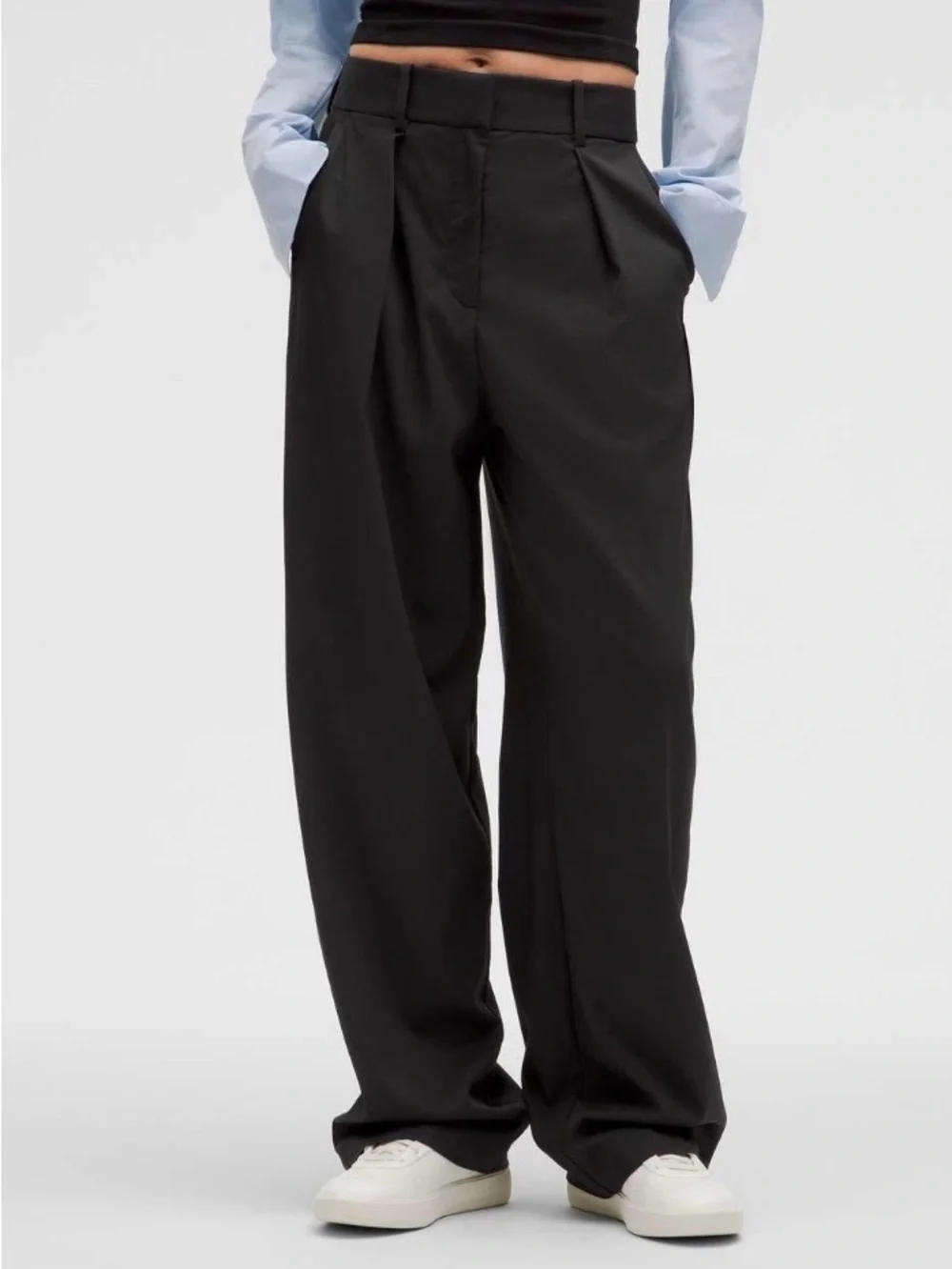 lululemon athletica lululemon pleat