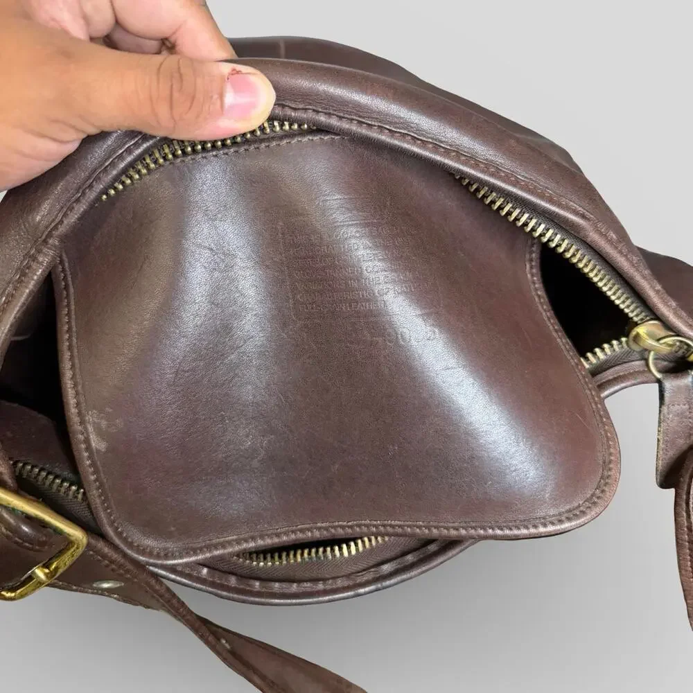 Coach vintage legacy
