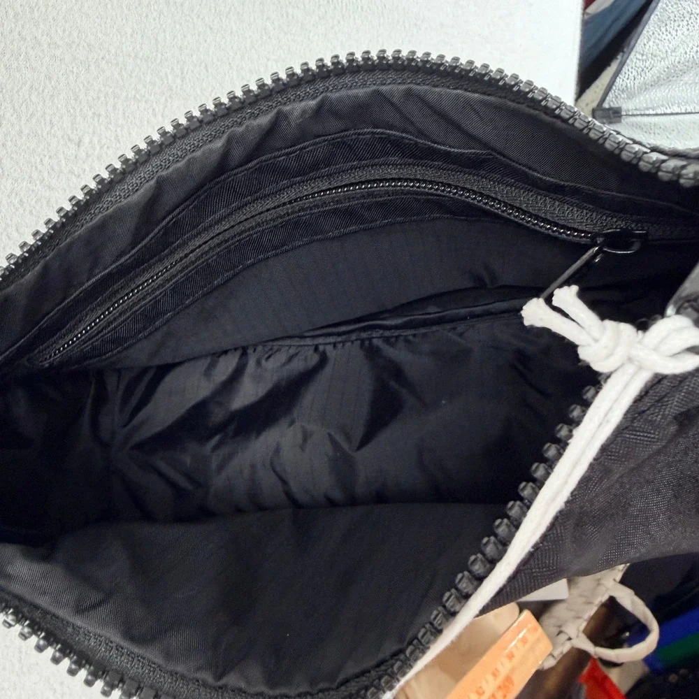 BAGGU swan bag