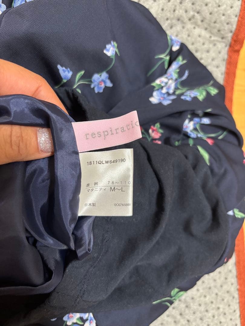 color black<br>brand