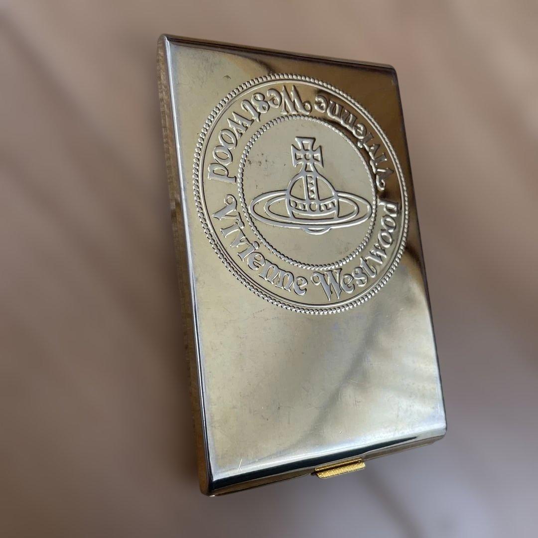 vivienne westwood<br>cigarette business