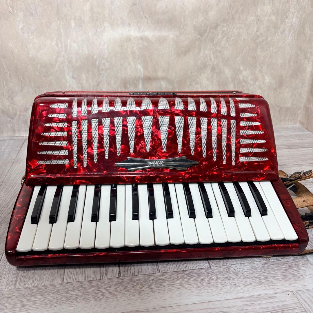 you red<br><br>・accessories<br>main