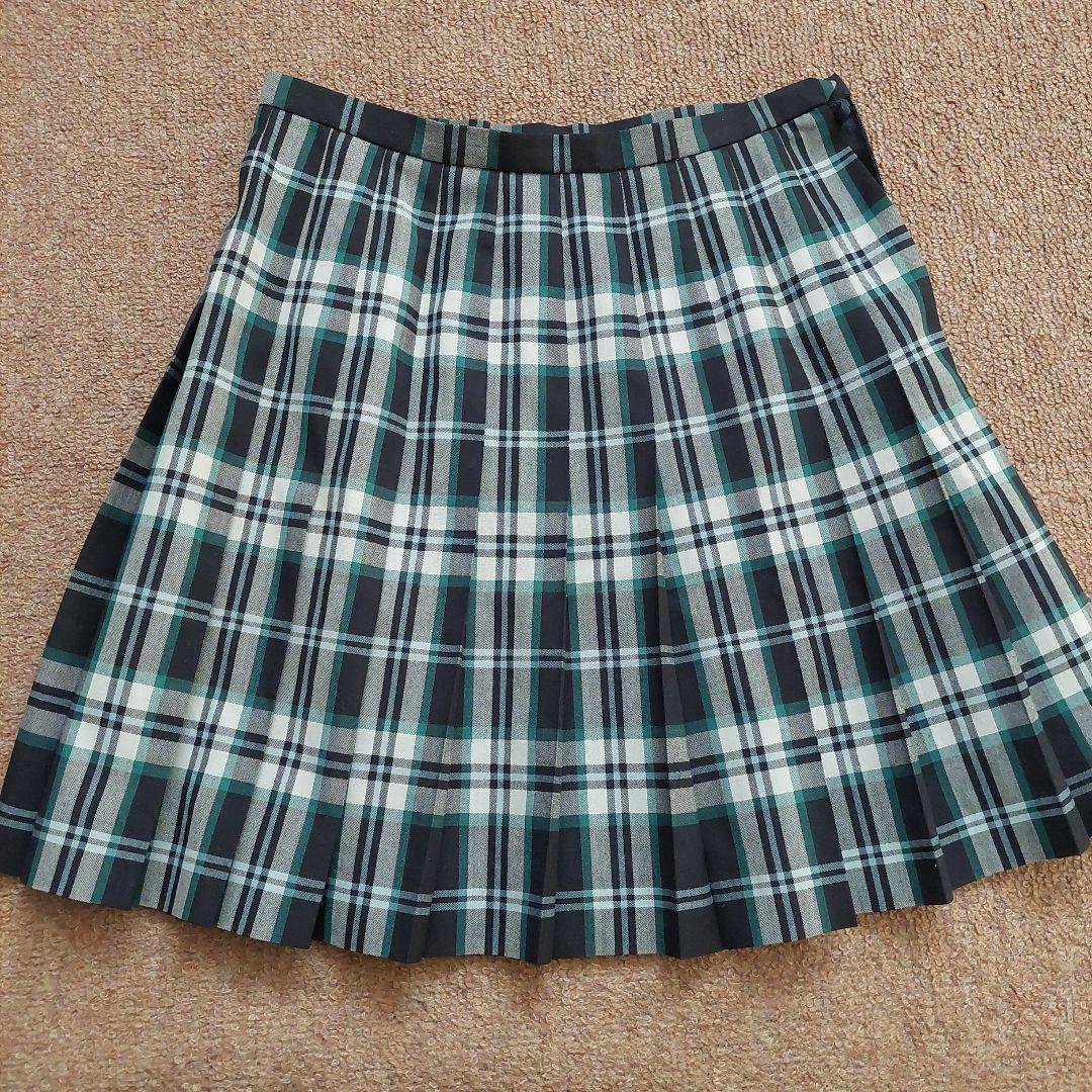 EASTBOY Plaid Pleated Skirt Size 7