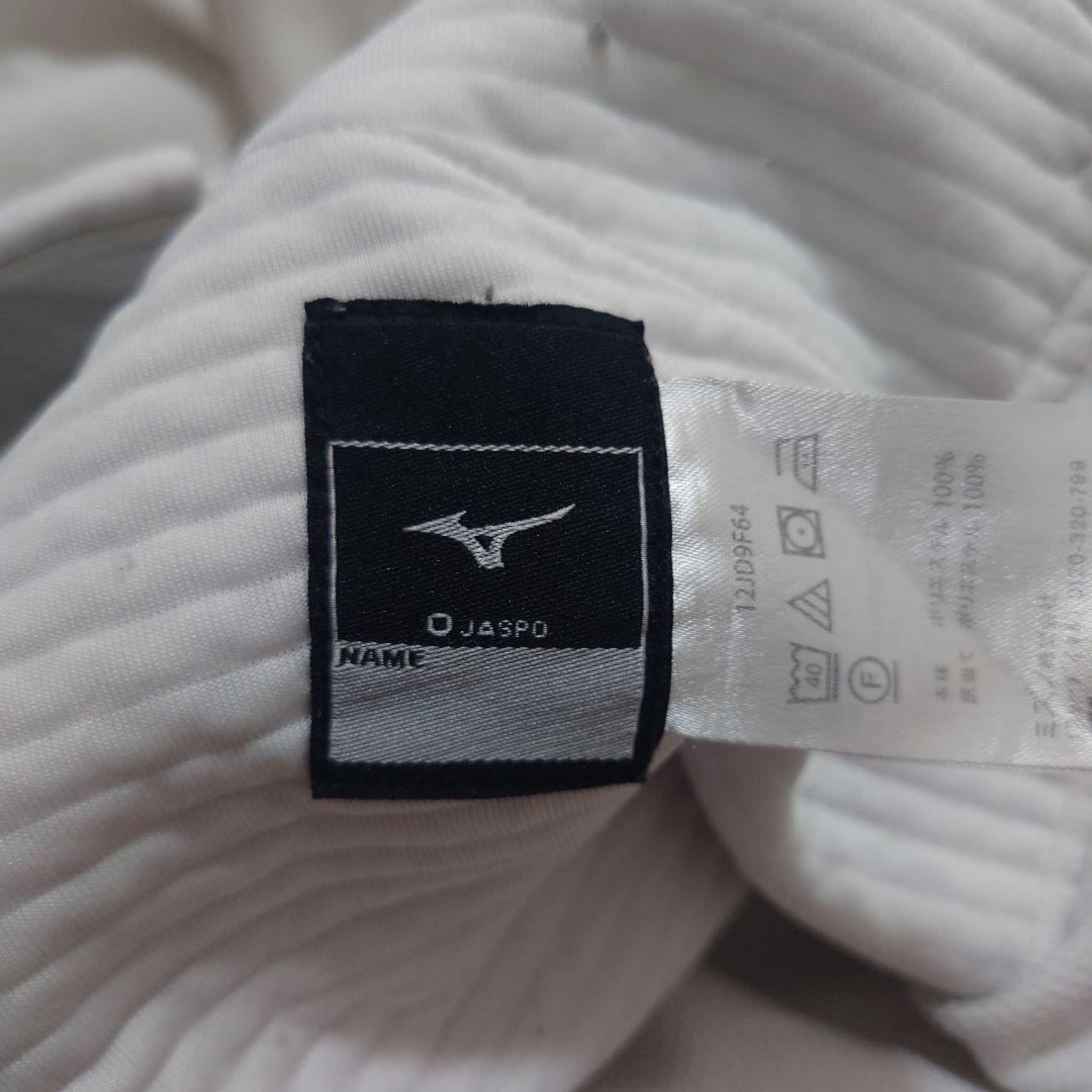 ・white pants<br>・pants