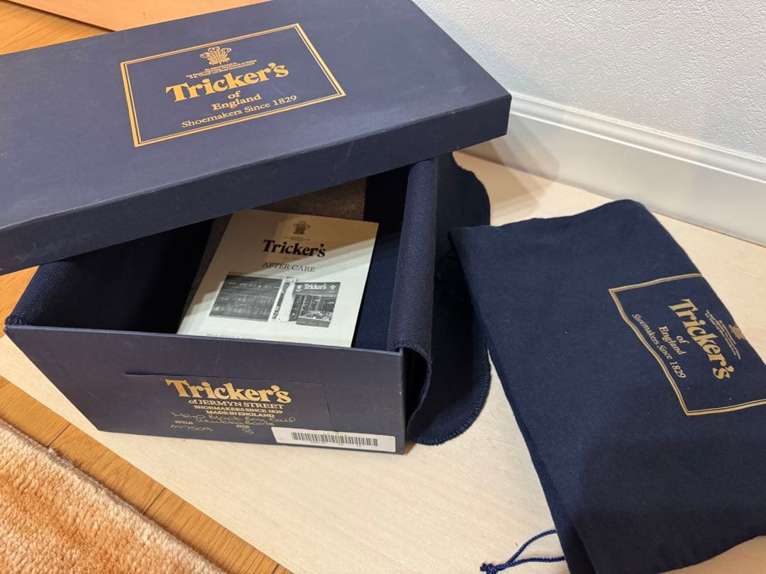 Trickers

 / 

Size : 26.5cm <div class=gnlqyh