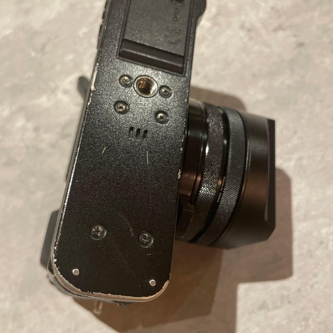 this x100f
