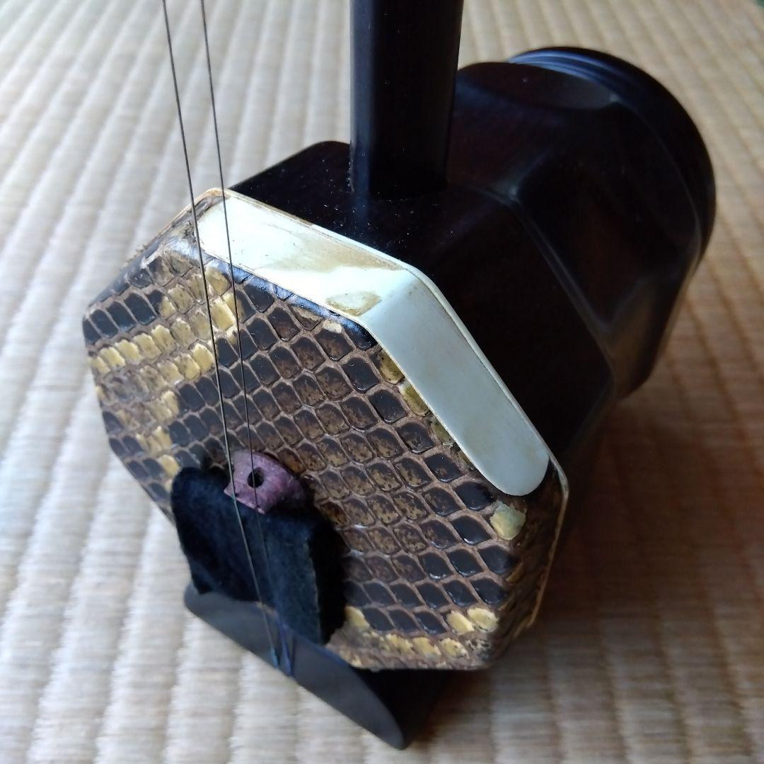black octagonal