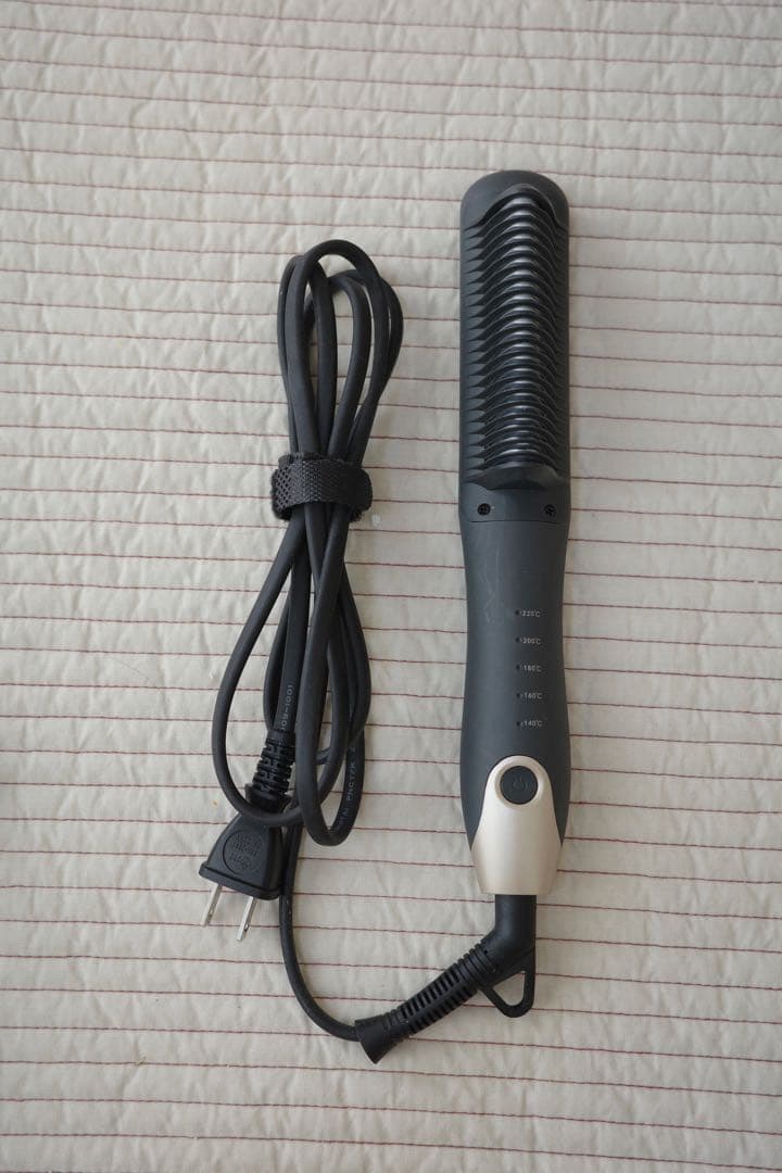 Beautiful Condition Ageyuya Brush Hair Iron