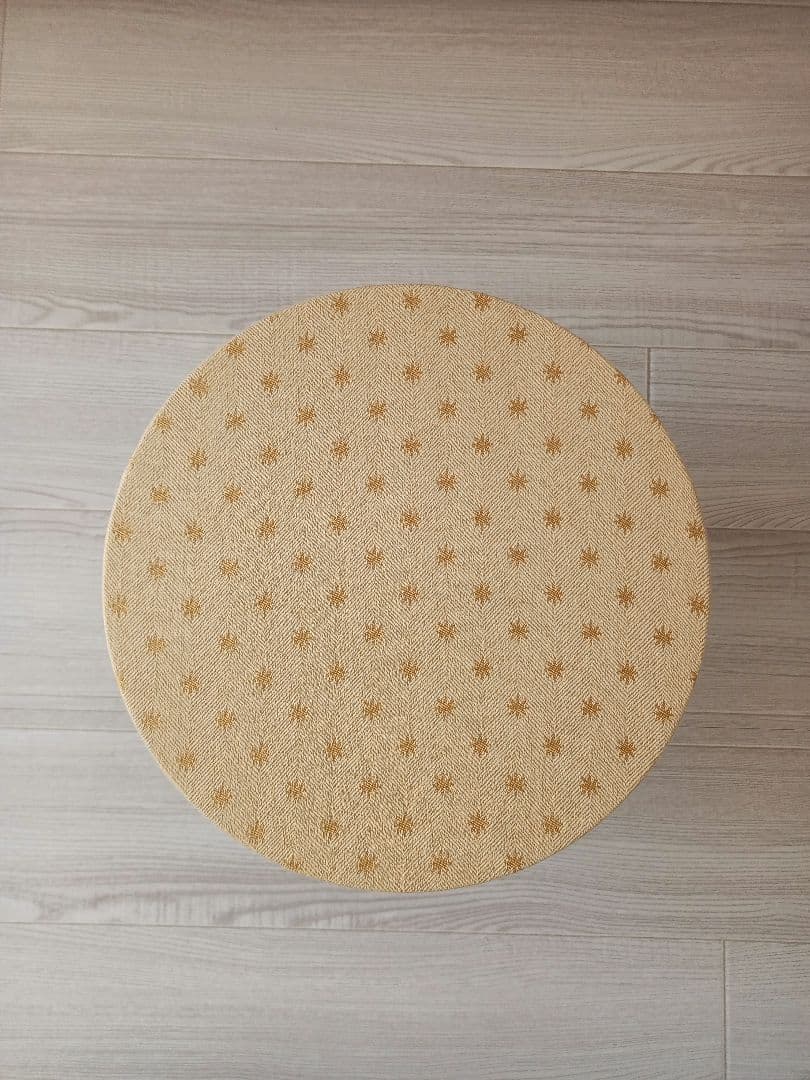 table diameter<br><br>●