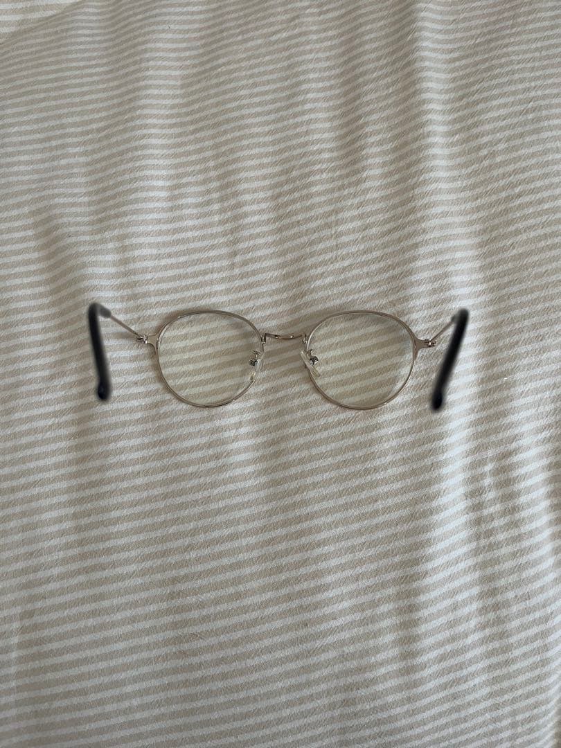 glasses black