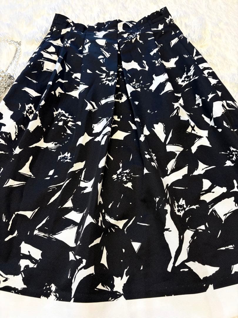 Noble

 / 

Size : M ><pre 5616e150>worn