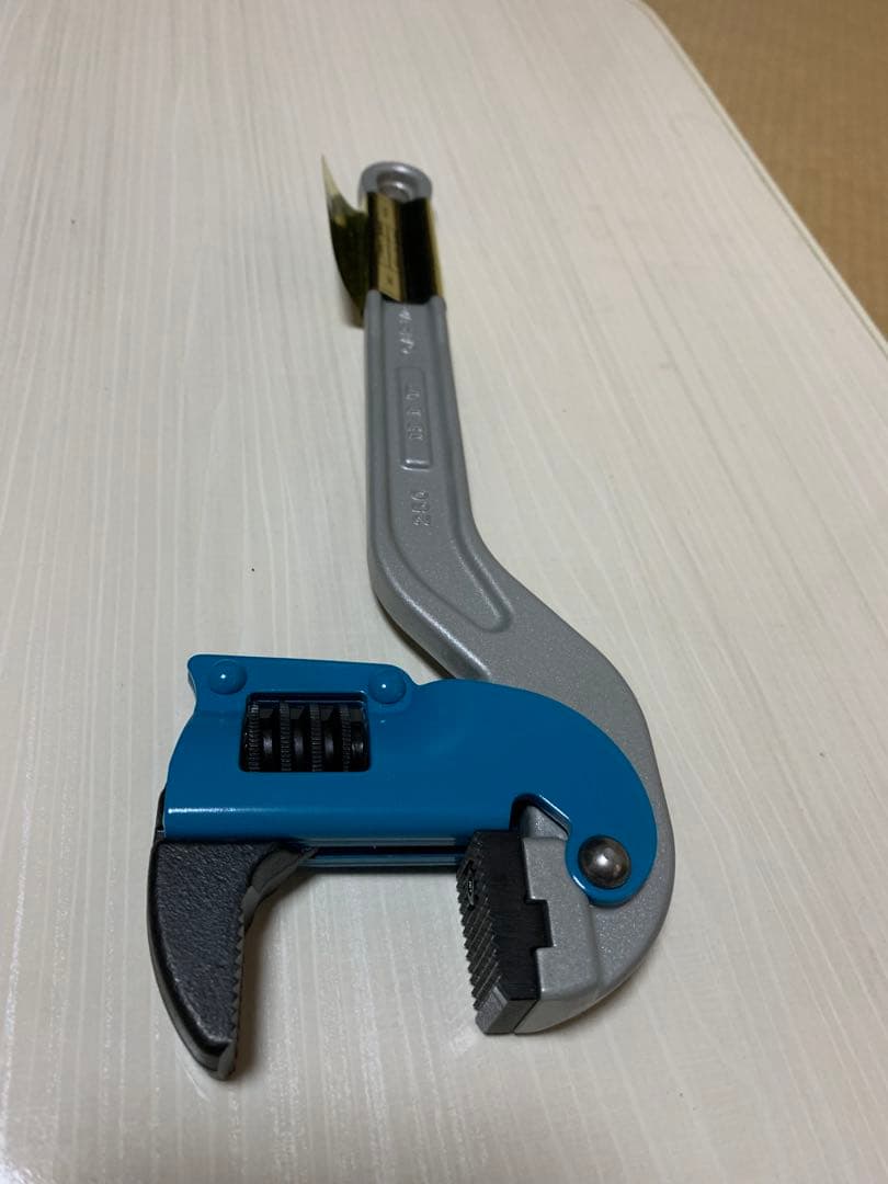 HIT Coated Pipe Blue Aluminum Corner Pipe Wrench ACPW 250-J