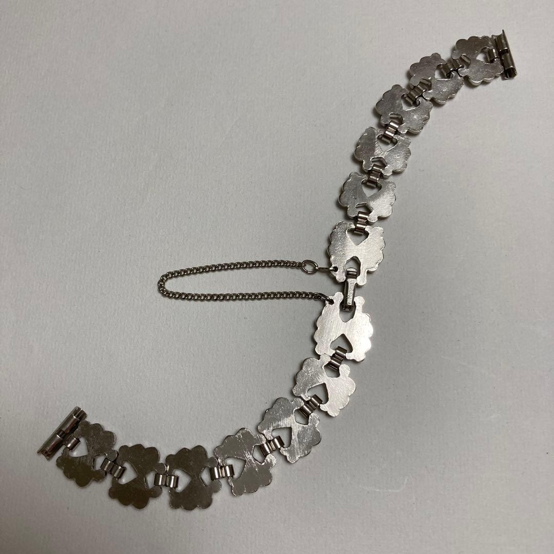 attachment width