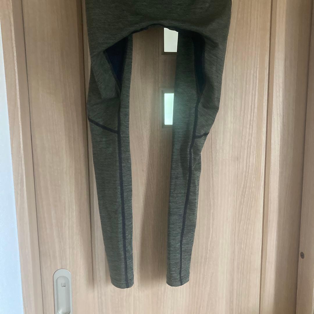 stretchy tights
