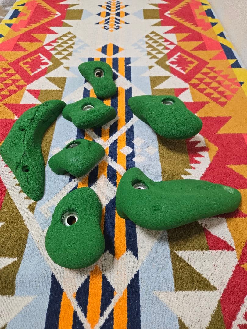 HRT Climbing Holds - Set of 7 - Green - Brand New Unused