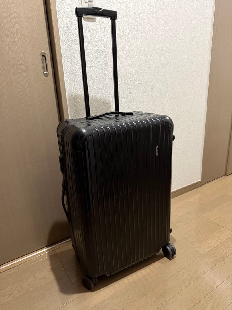 rimowa salsa<br>suitcase