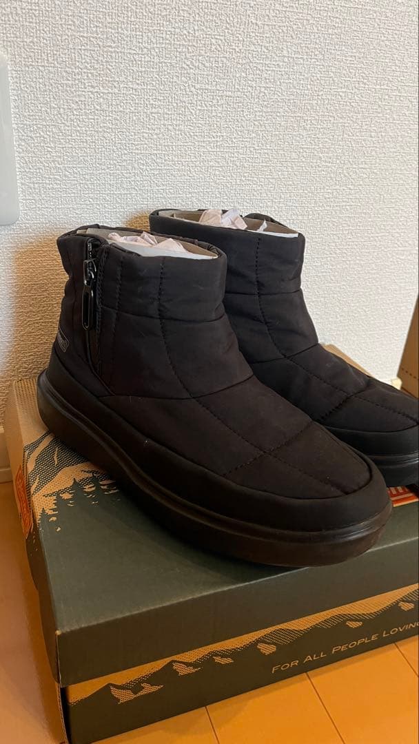 snow boots