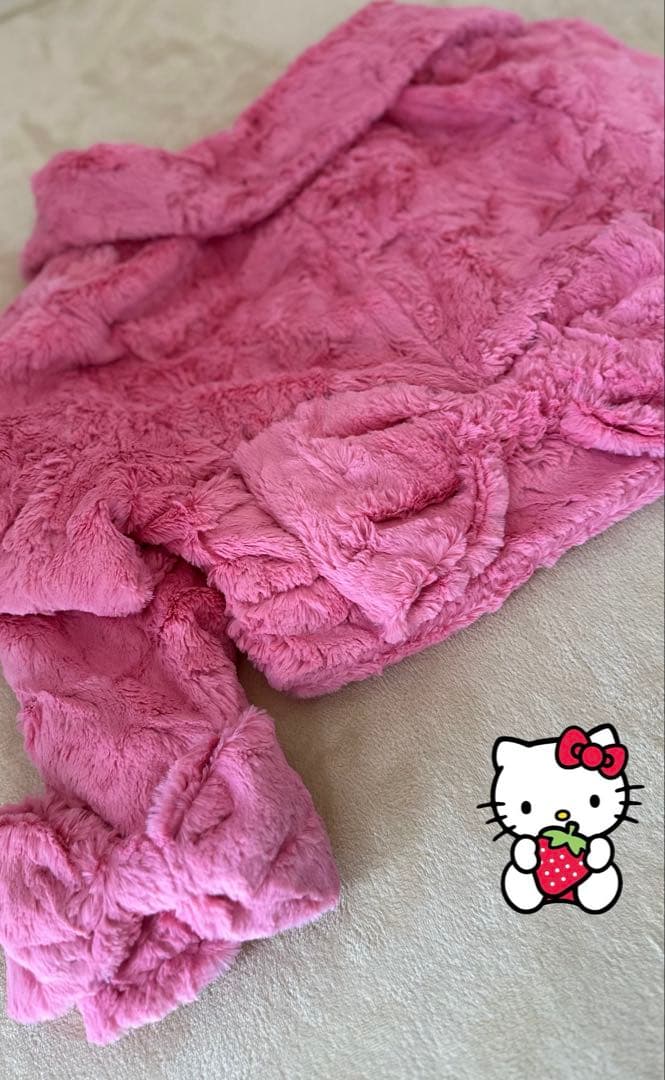 fluffy pink