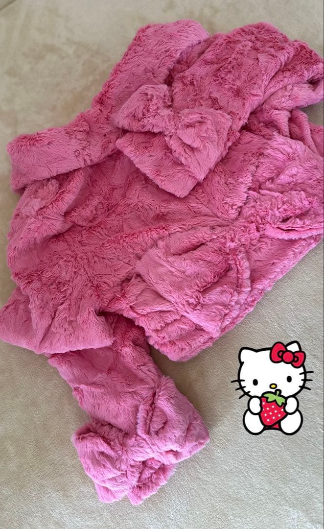 fluffy pink