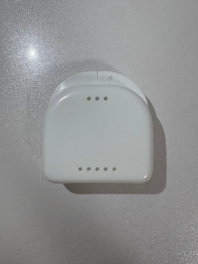 【New, Unused】 Mouthpiece, Orthodontic Appliance, Denture Case - White