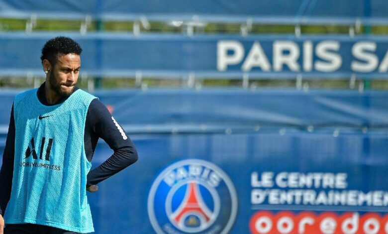 Neymar recusa proposta de R$ 600 milhões para ficar na França, diz jornal