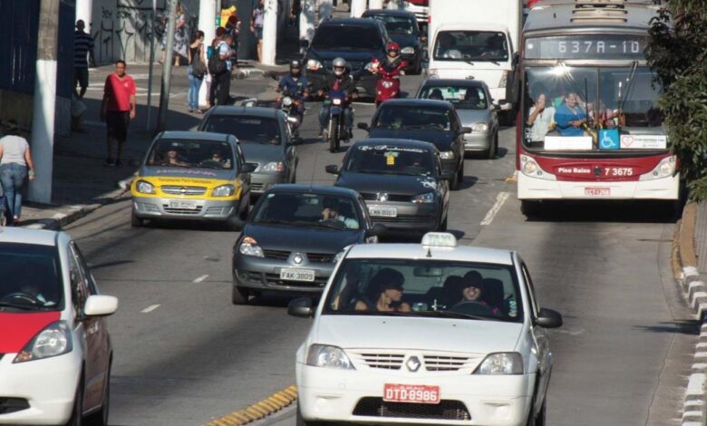 A partir de segunda-feira, São Paulo irá ampliar o rodízio de veículos