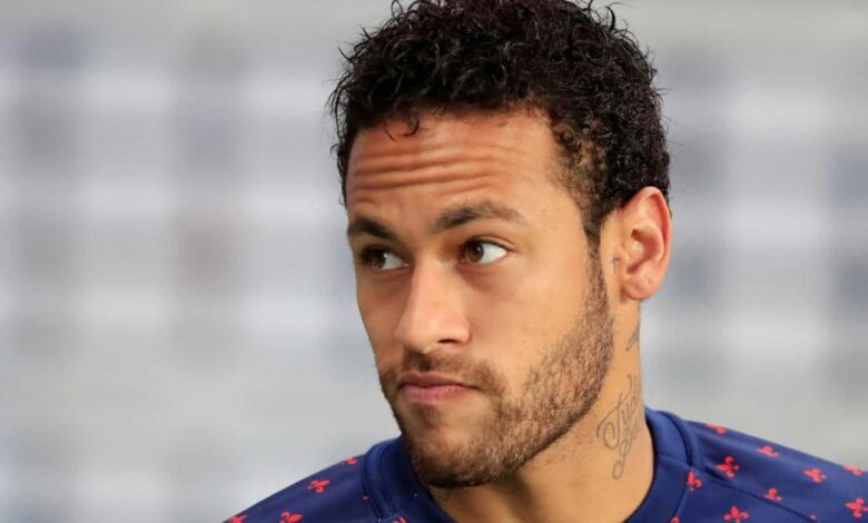 Neymar fura quarentena e recebe amigas em sua mansão no RJ, diz colunista