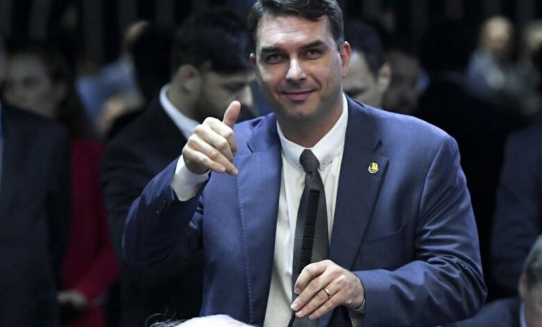MPF irá apurar denúncia de Paulo Marinho feita contra Flávio Bolsonaro