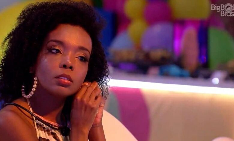 Thelma sofre ataques racistas no Instagram e fica abalada: ‘racismo é crime’