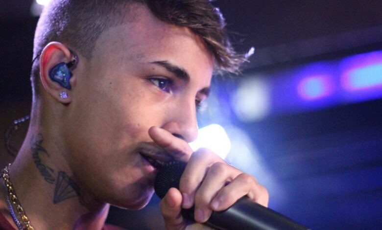 Dançarina acusa MC Livinho de racismo e assédio : ‘quebrou o meu encanto pelo artista’