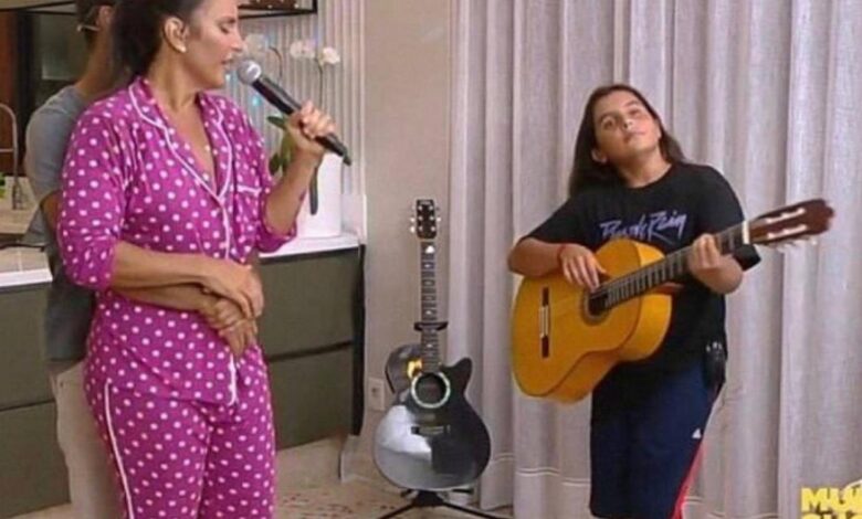 Em meio à quarentena, artistas têm dado jeitinho de manter fãs próximos