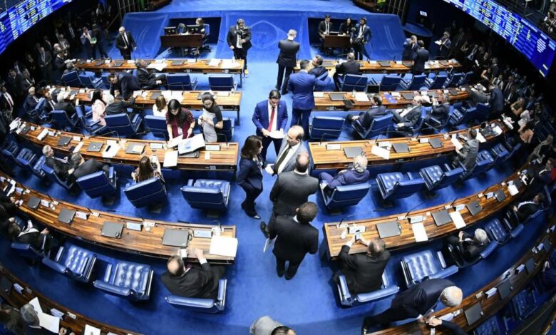 Senado aprova suspensão de parcelas de consignados por 120 dias