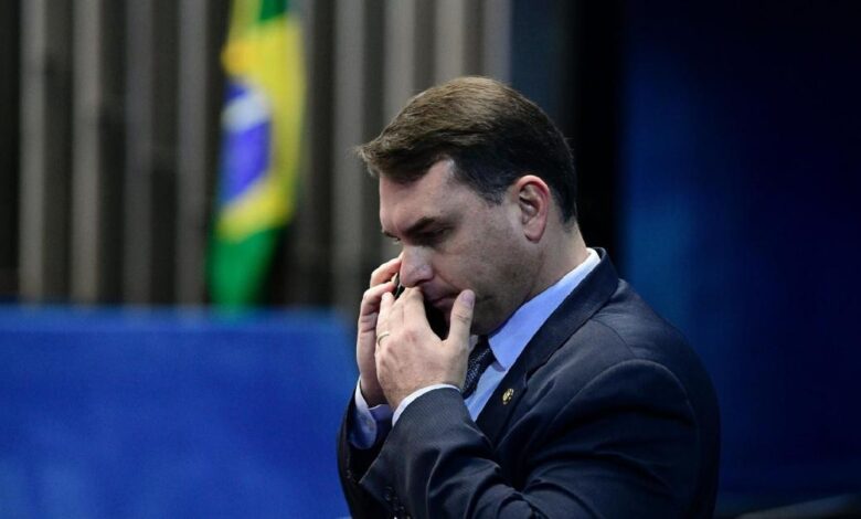 Investigação atinge Luis Gustavo Botto Maia, outro advogado de Flávio Bolsonaro