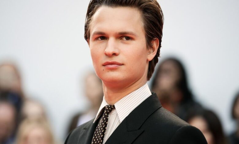 Ansel Elgort, astro de ‘A Culpa é das Estrelas’, é acusado de abusar de fã menor de idade