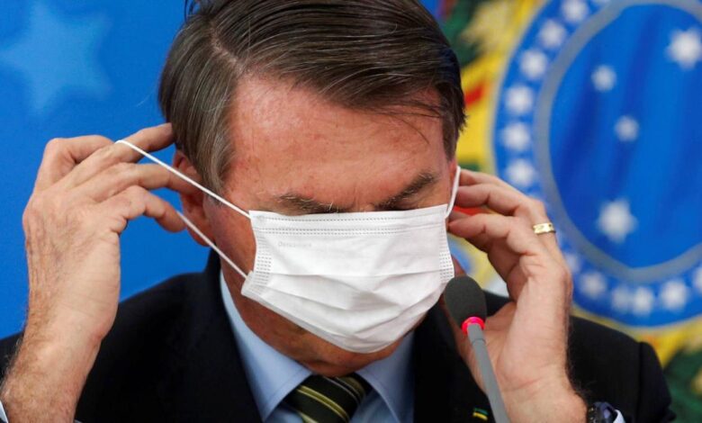 Decisão judicial obriga Jair Bolsonaro a usar máscara em espaços públicos no DF