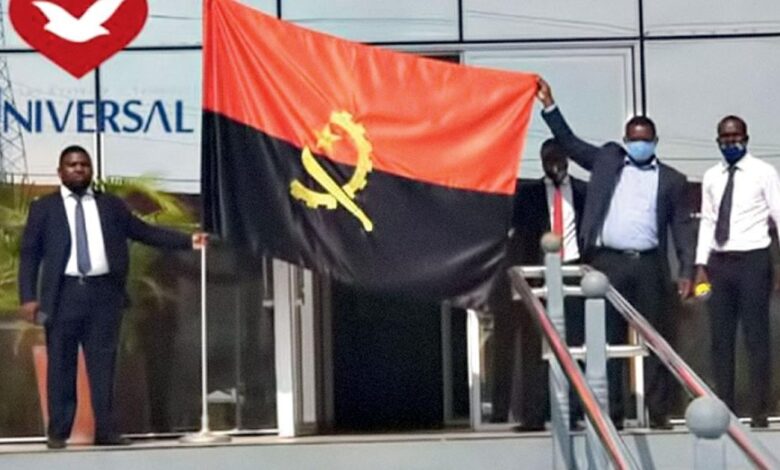 Bolsonaro pede proteção a membros da Universal em Angola