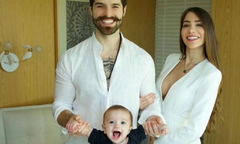 Alok e Romana Novais revelam que estão esperando o segundo filho: ‘feito no dia da live’