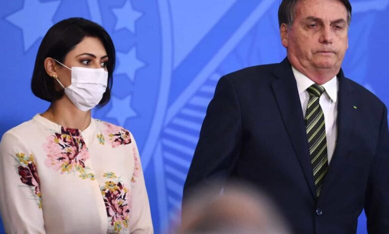 Primeira-dama Michelle Bolsonaro testa positivo para coronavírus